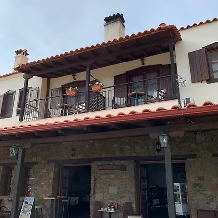 Anoi Apartment
